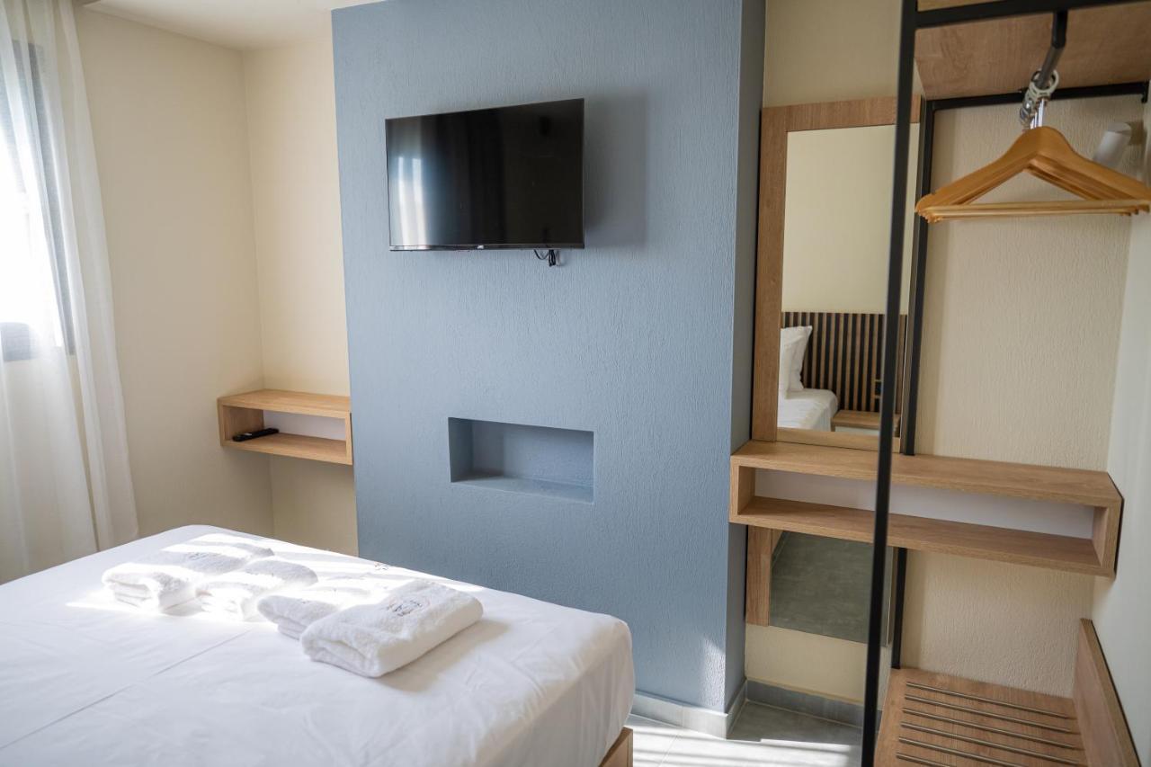 Fay Suites Flogita Buitenkant foto