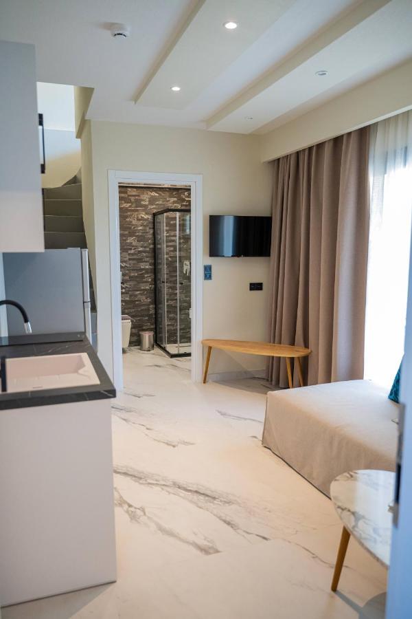 Fay Suites Flogita Buitenkant foto
